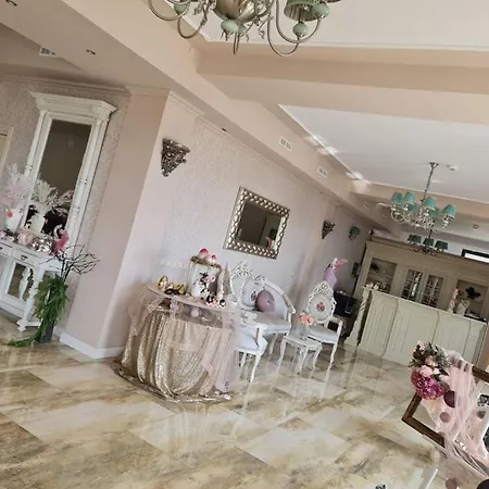 Pensiunea Baroc Hotel Dobirlau